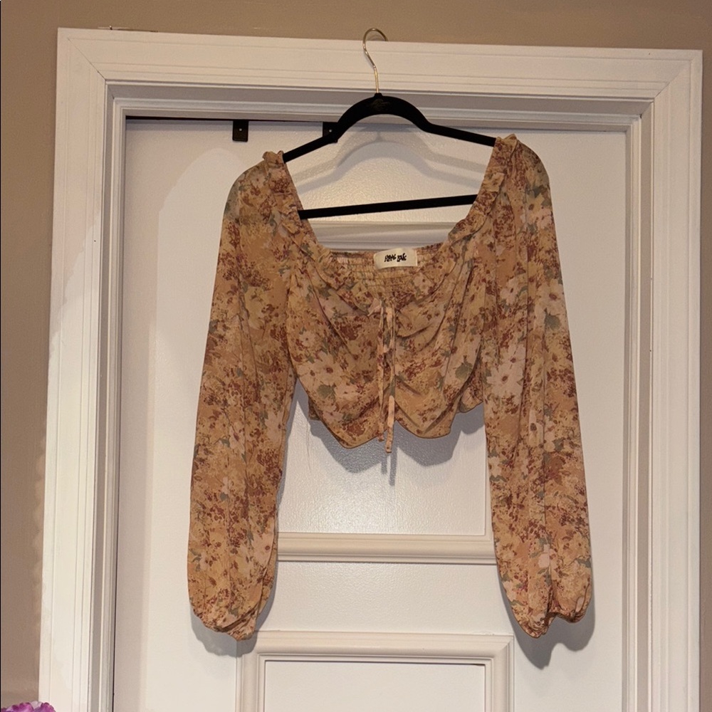 Hippie Love Floral-Print Crop Top - Medium